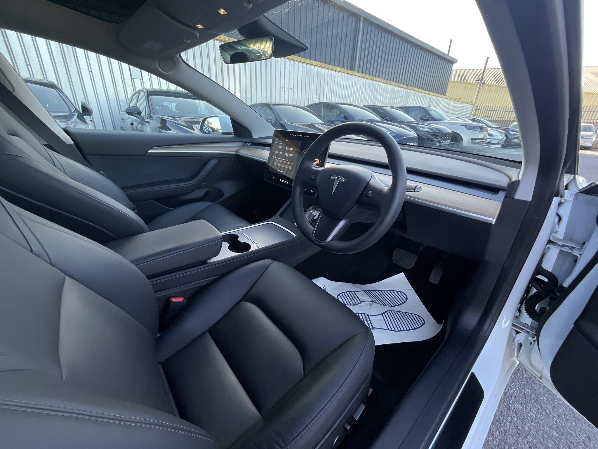 Tesla Model 3 view 7