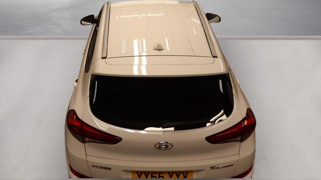 Hyundai Tucson view 10