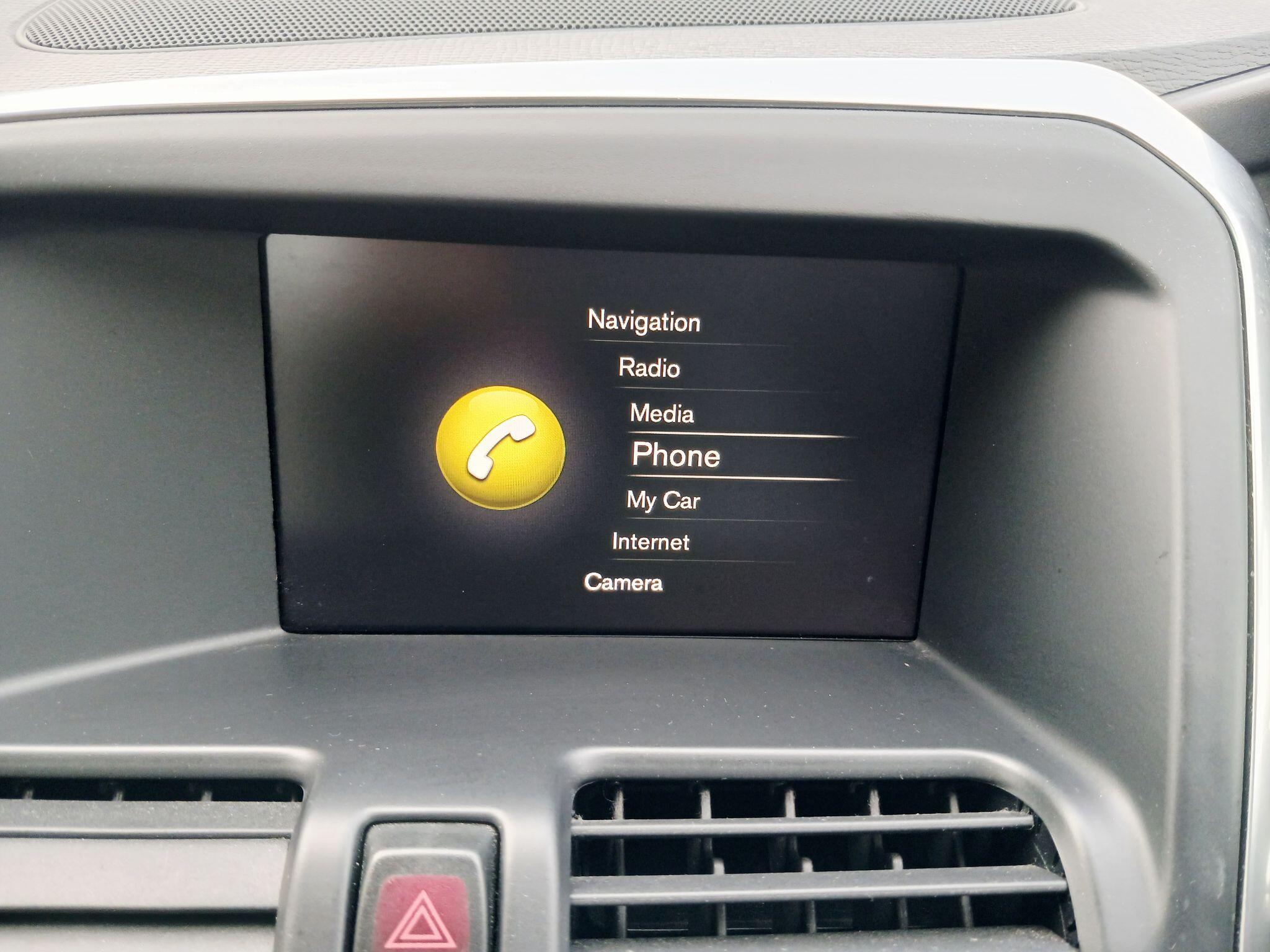 2017 Volvo XC60 image 39