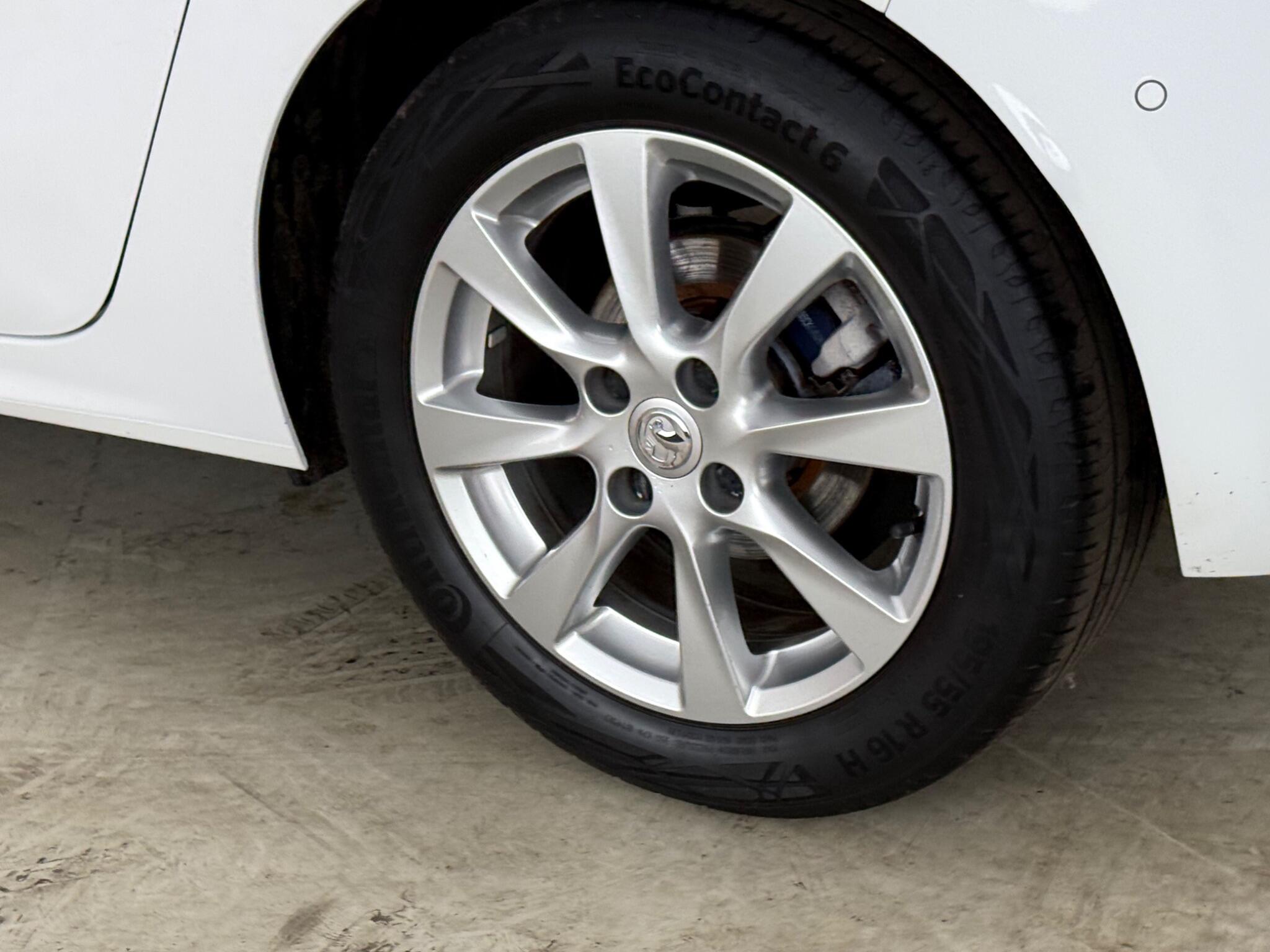 Vauxhall Corsa view 9