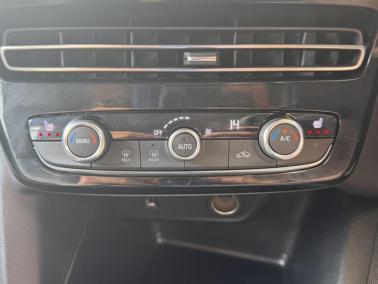 Vauxhall Mokka Electric view 21