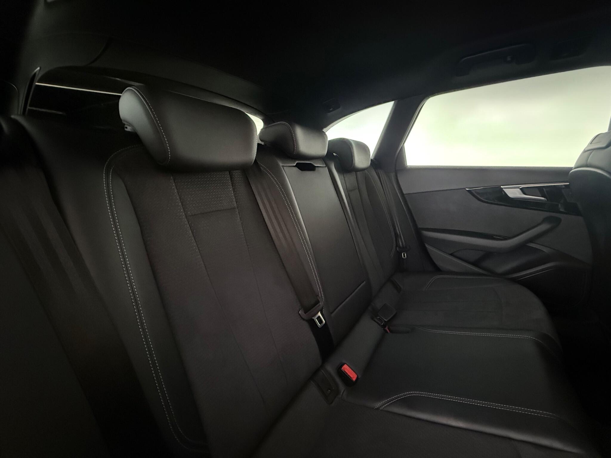 Audi A4 view 33