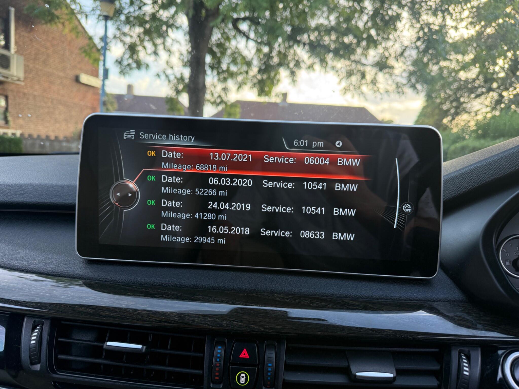 BMW X5 view 26