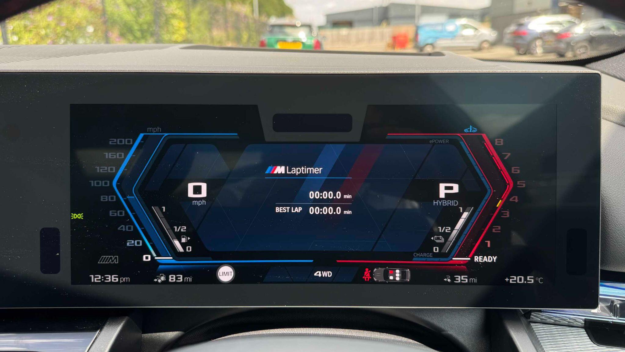 BMW M5 view 18