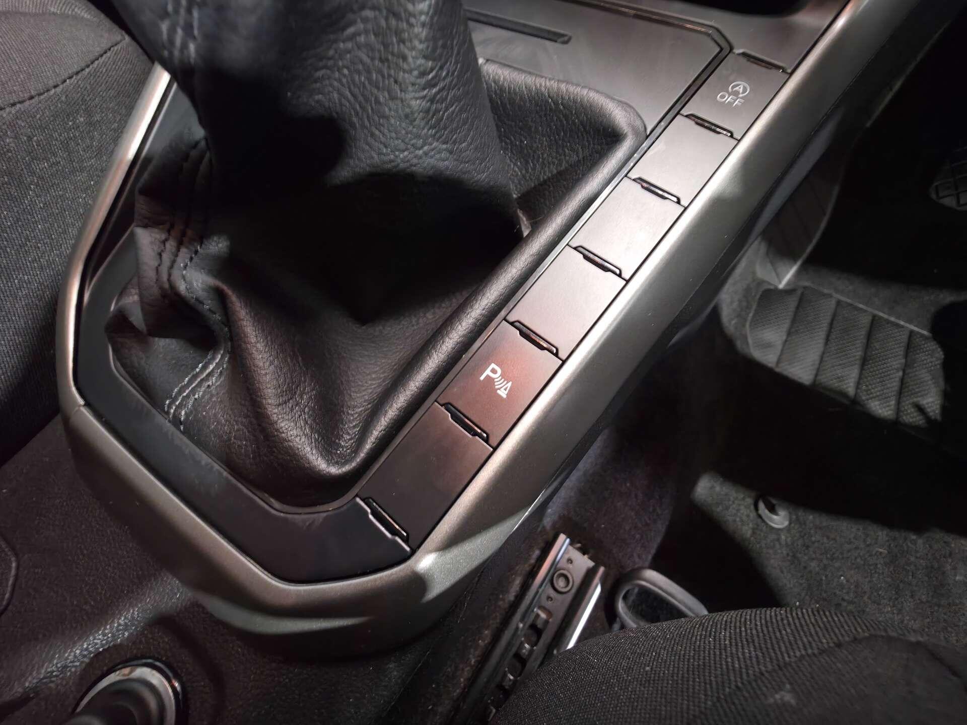Volkswagen Polo view 32