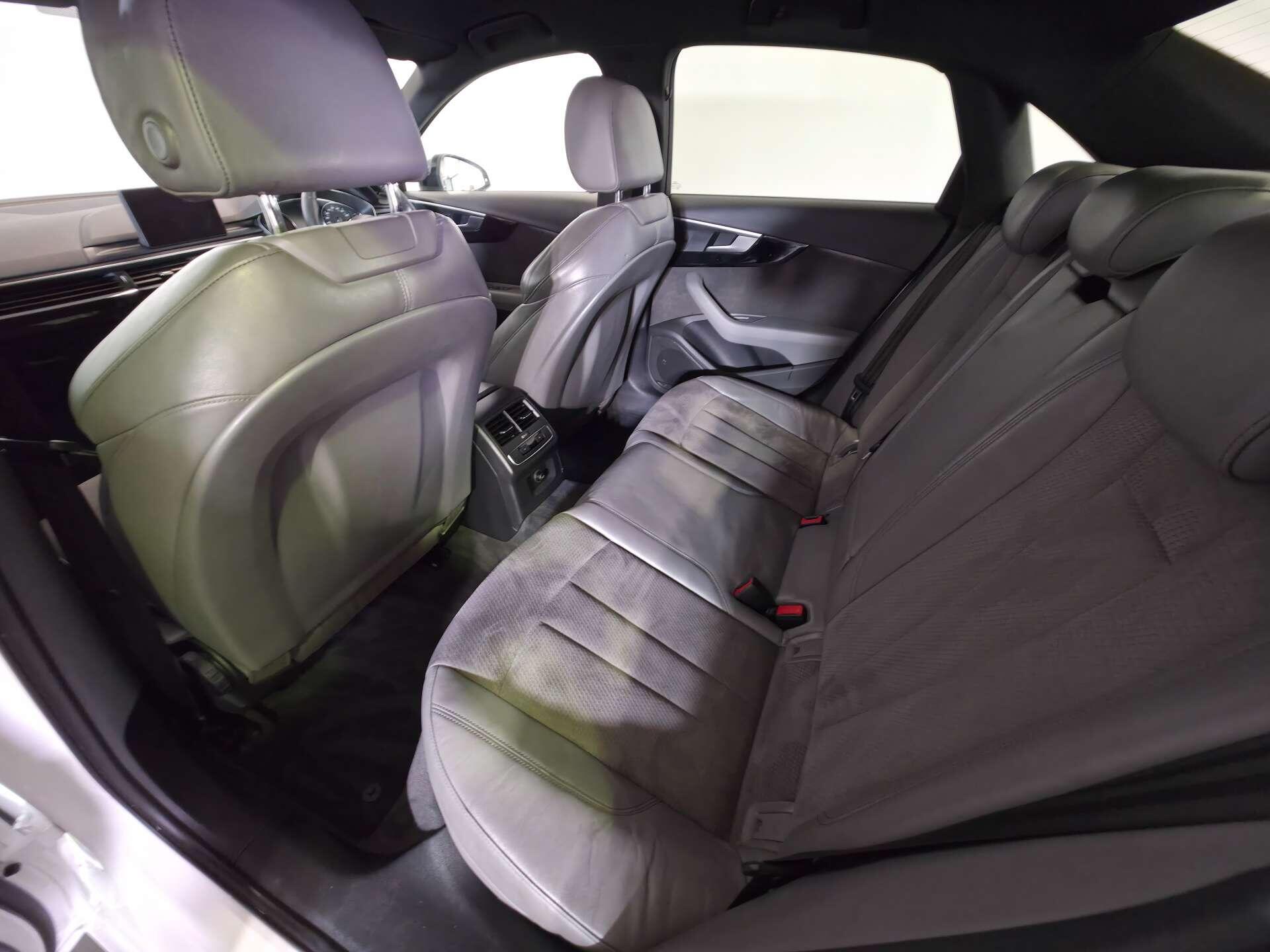 Audi A4 view 53