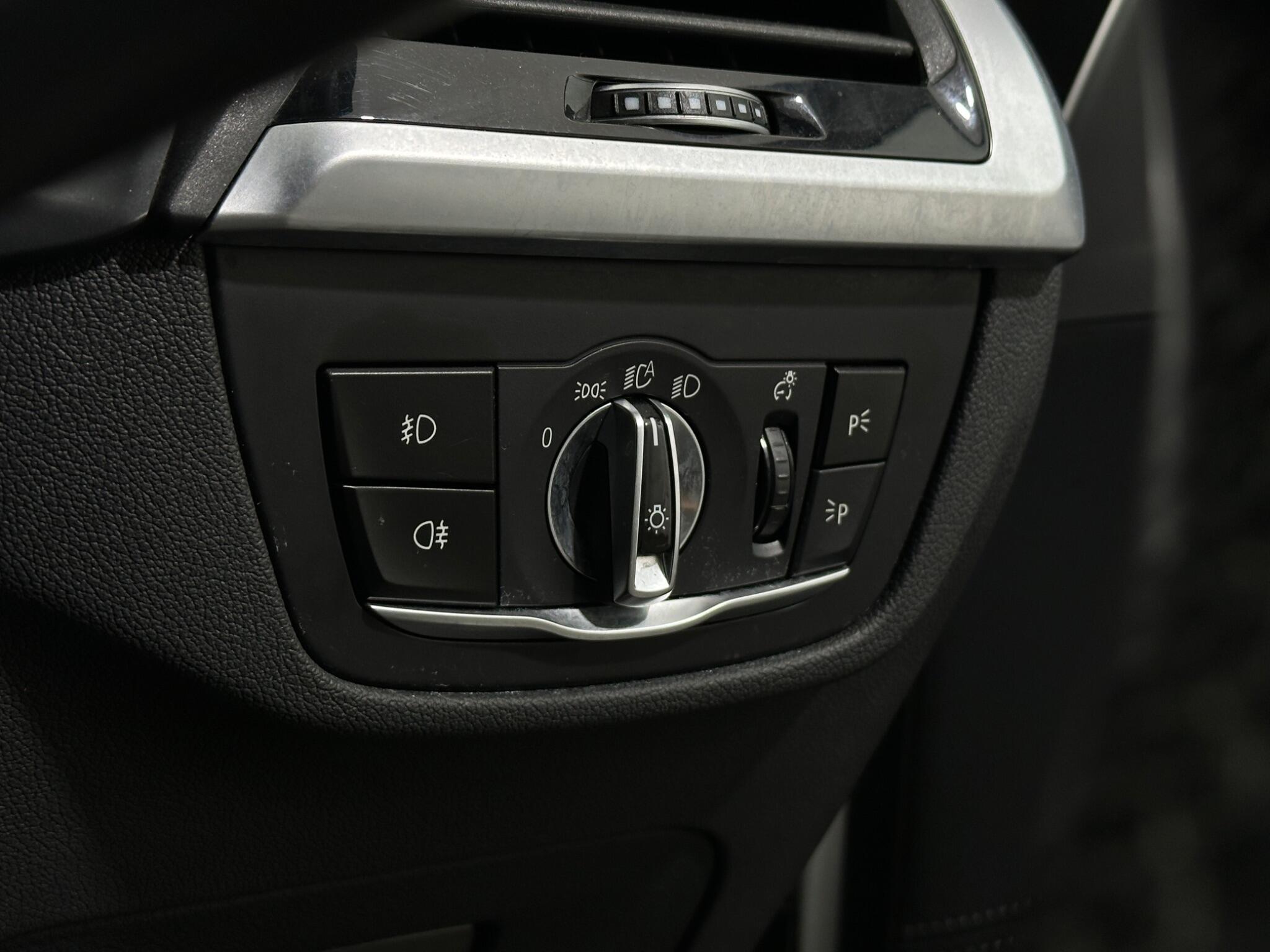 BMW X3 view 17