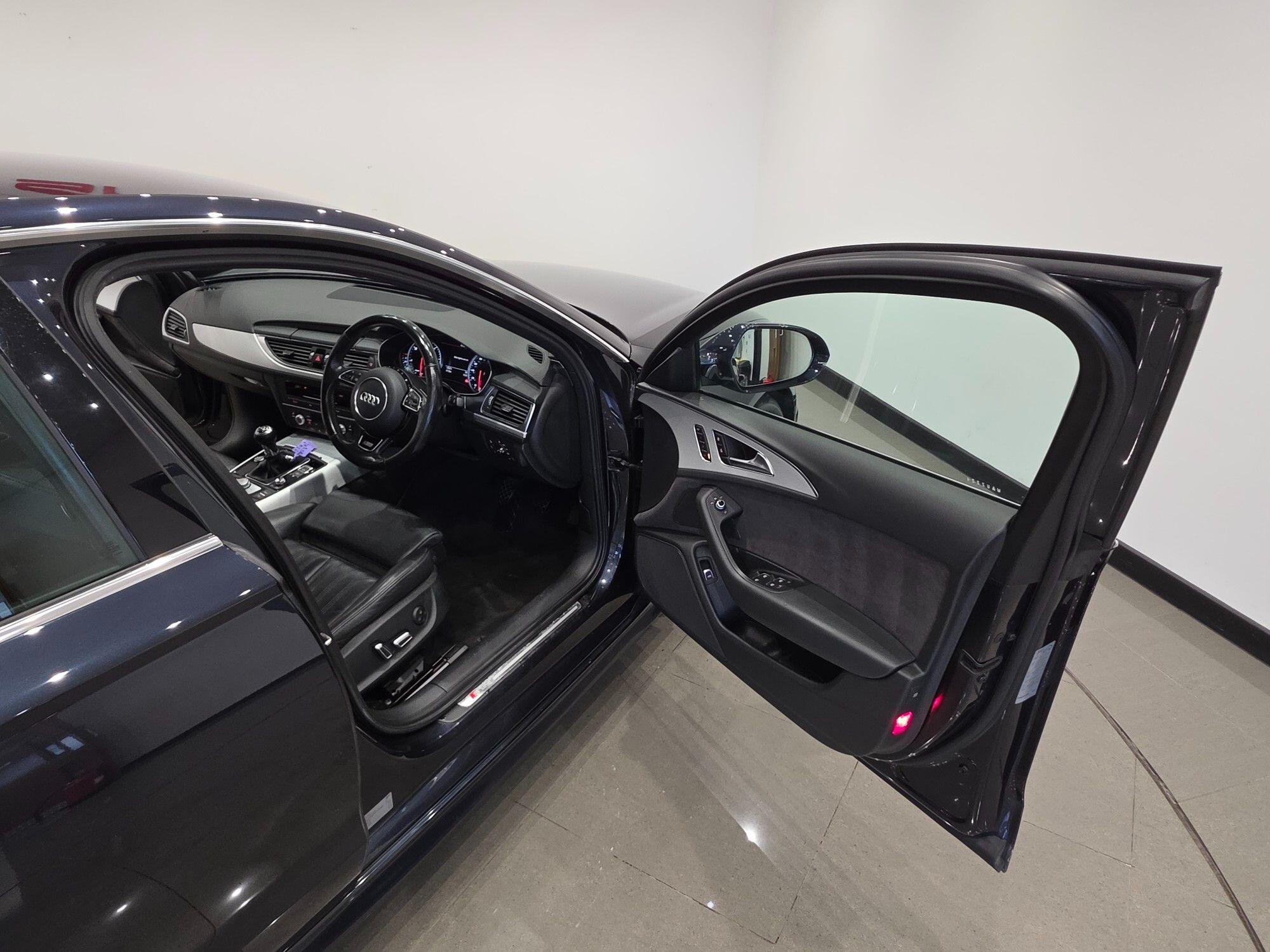 Audi A6 view 48