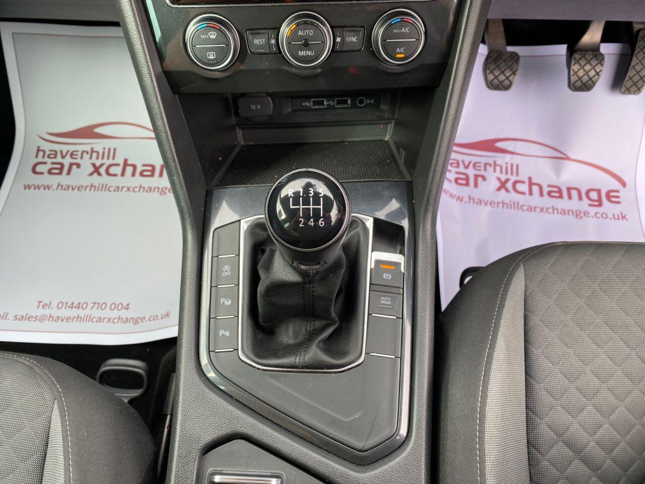 Volkswagen Tiguan view 28