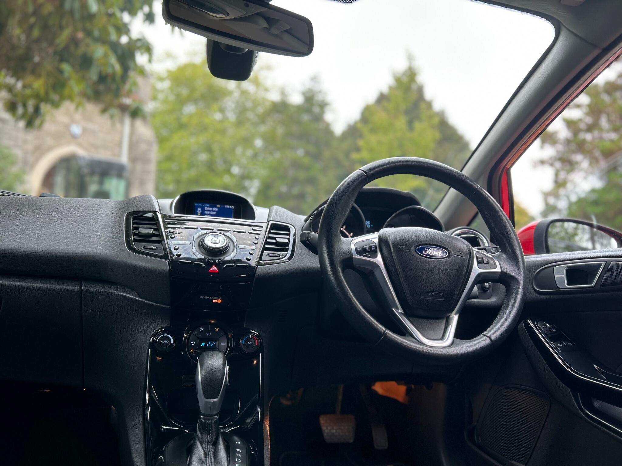 Ford Fiesta view 8