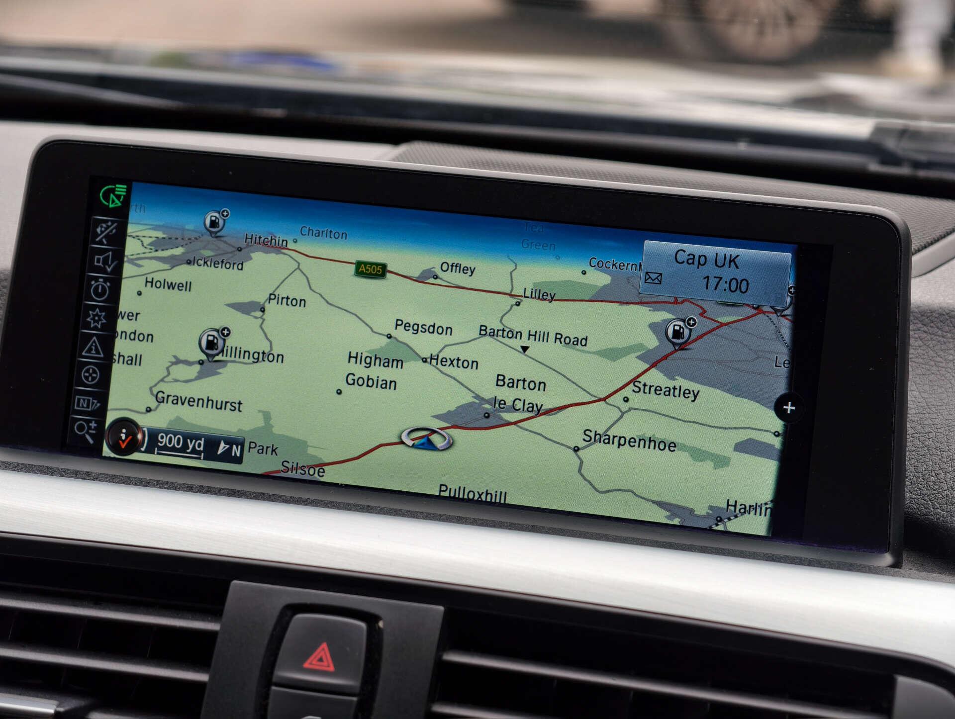 BMW 3 Series view 44
