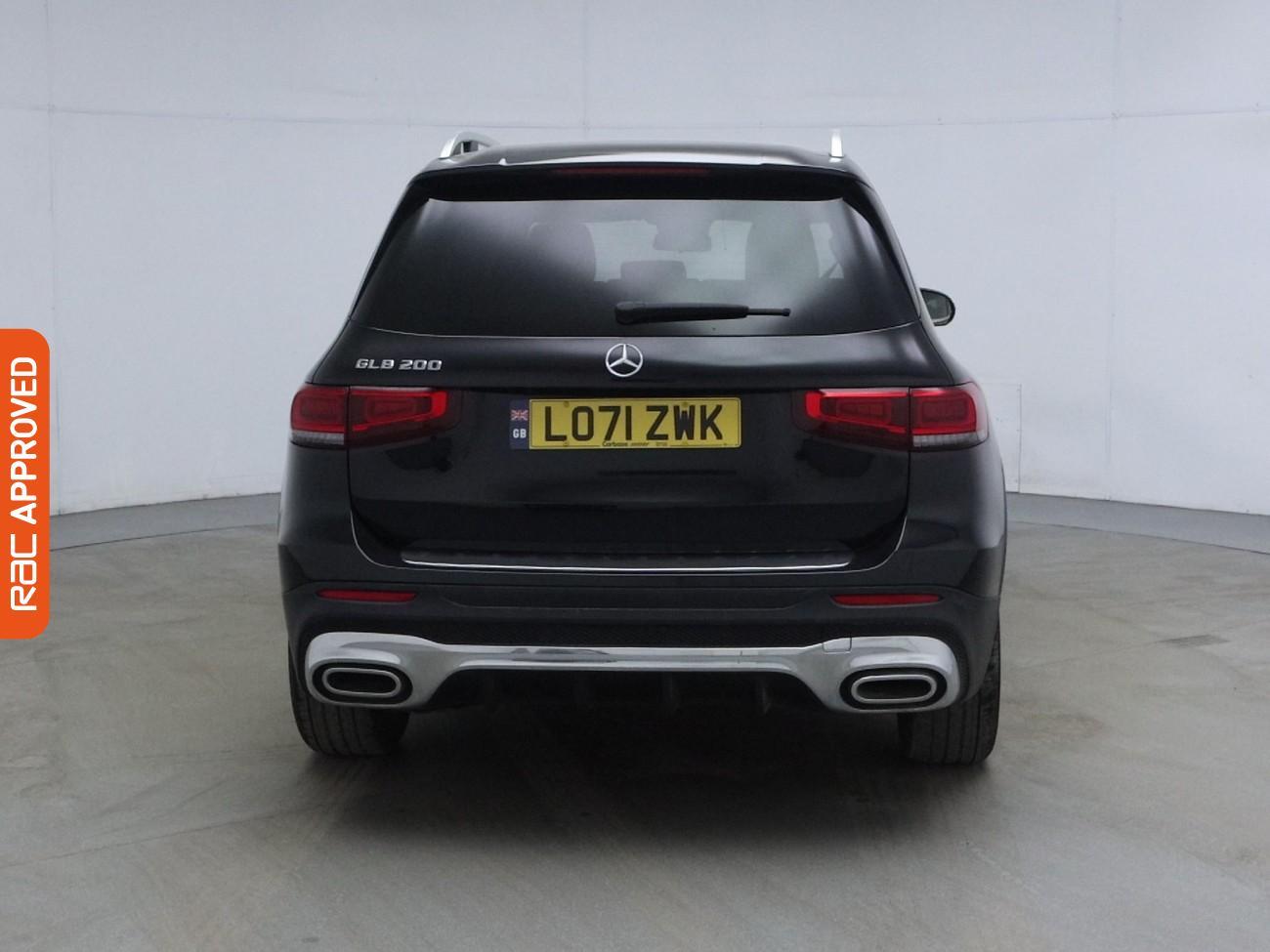 Mercedes-Benz GLB view 8