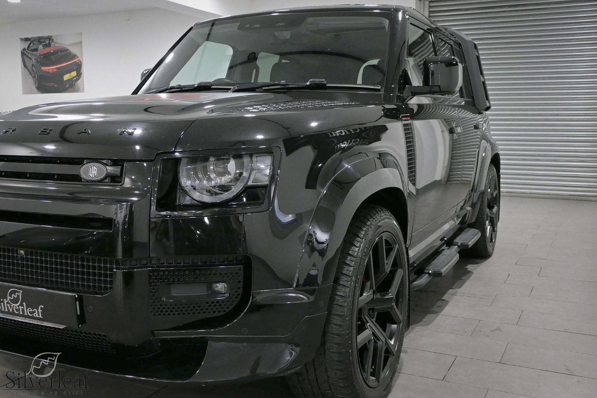 Land Rover Defender view 32