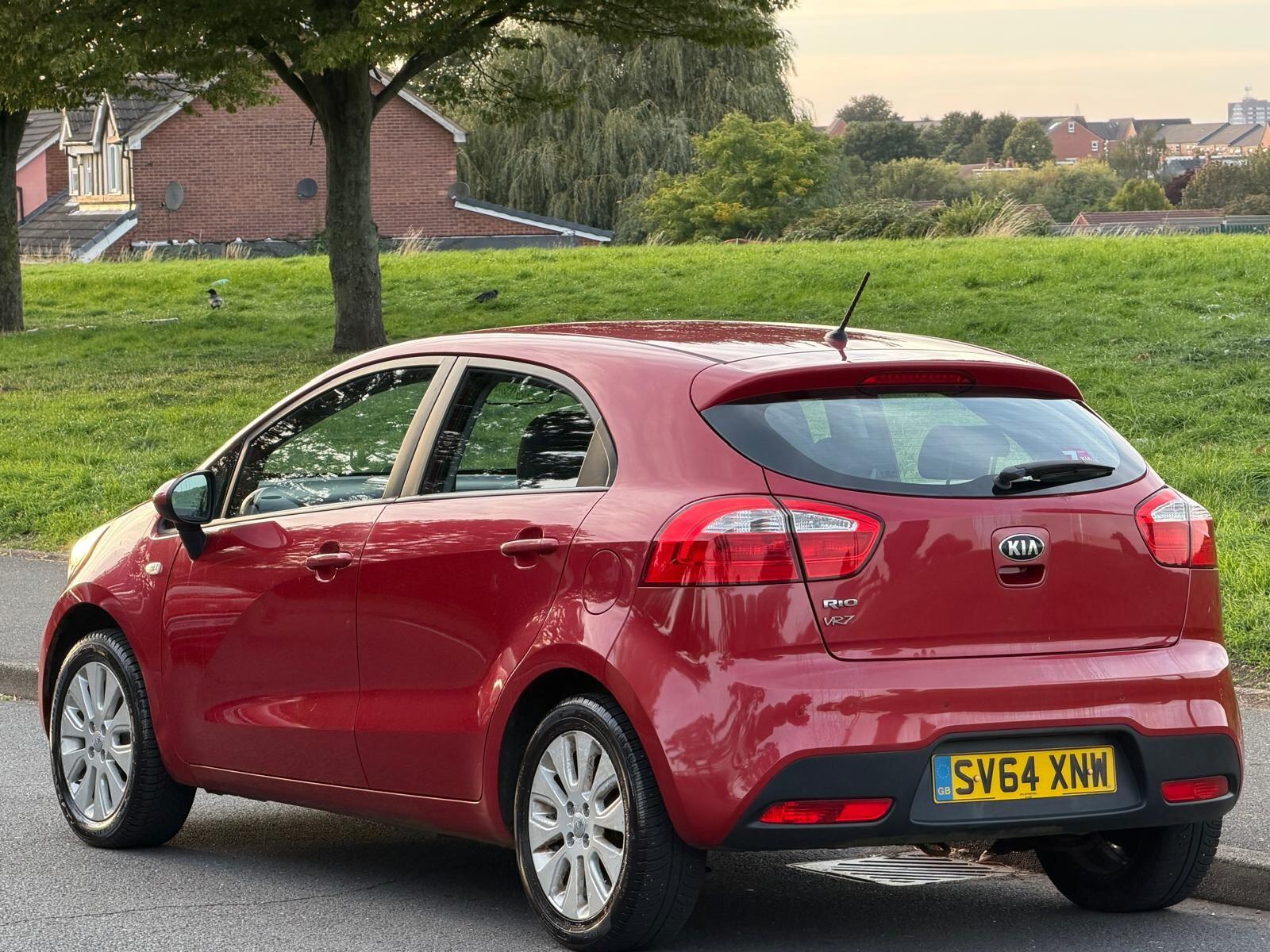 Kia Rio view 11