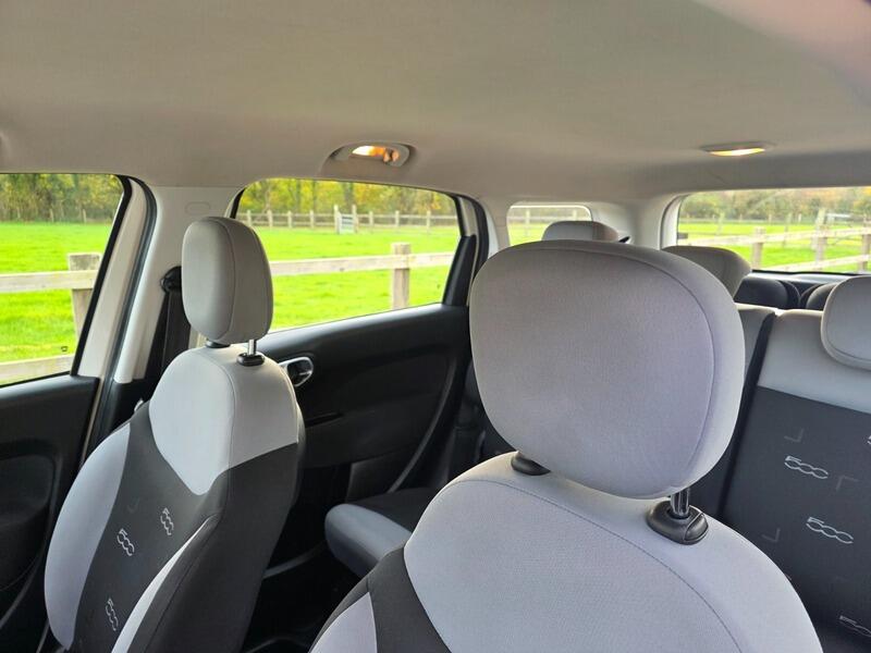 2014 Fiat 500L image 19