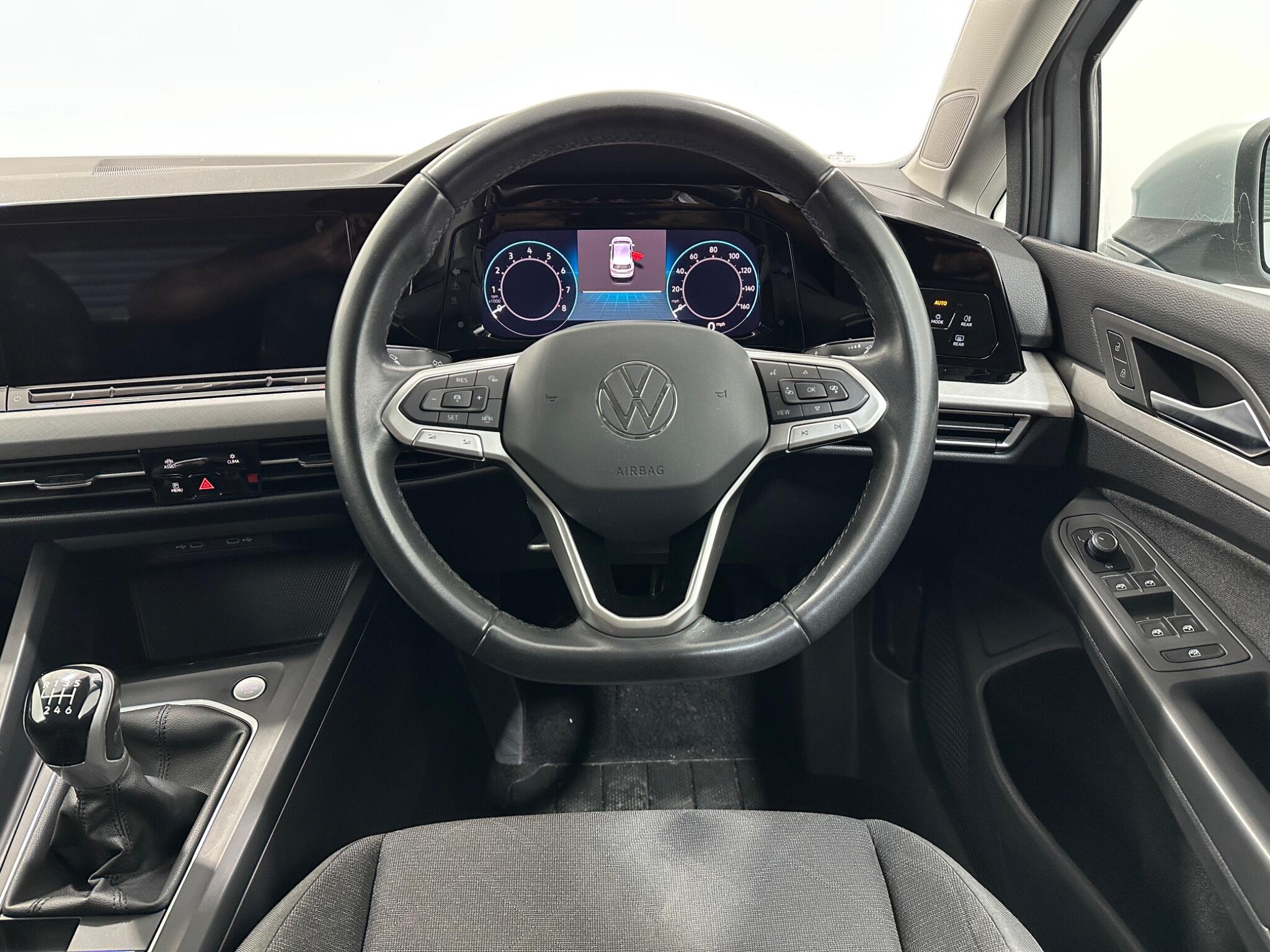 Volkswagen Golf view 13