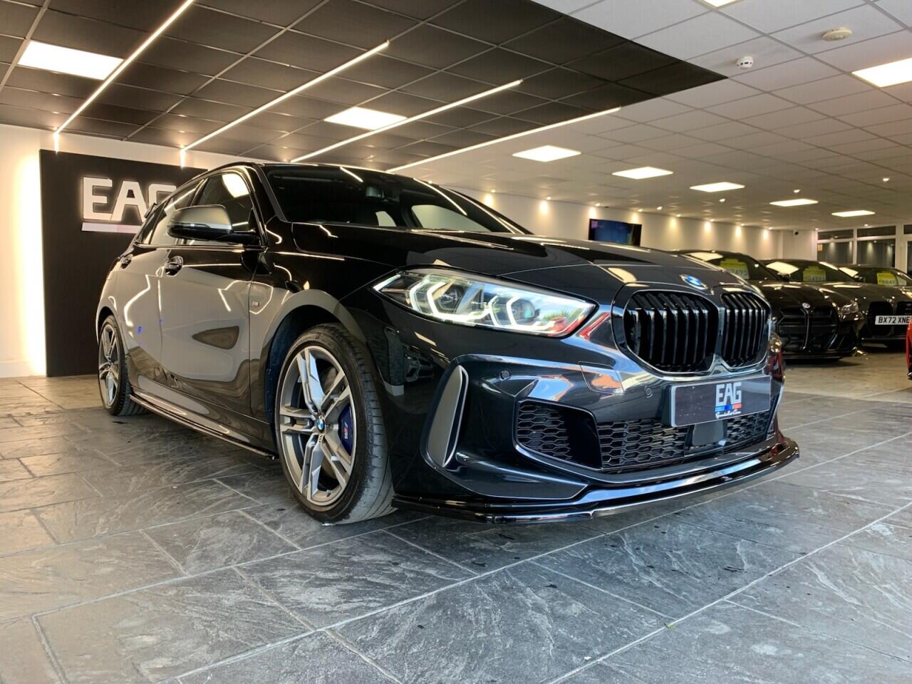 BMW 1 Series view 14