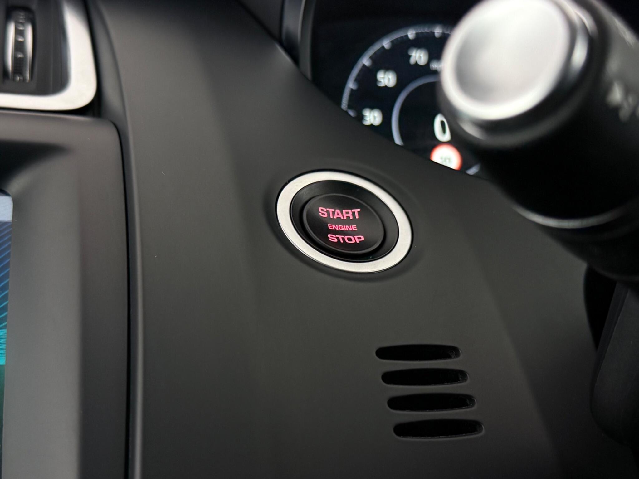 Jaguar E-Pace view 25