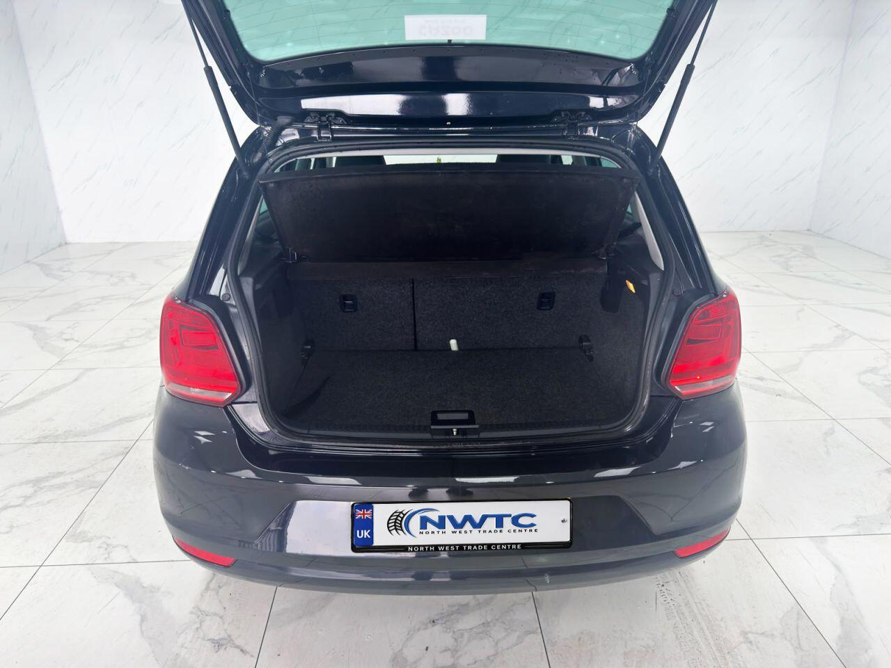 Volkswagen Polo view 23
