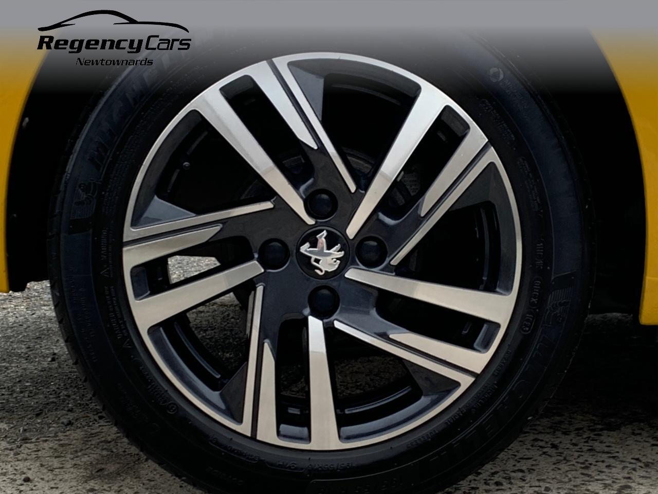 Peugeot 208 view 28