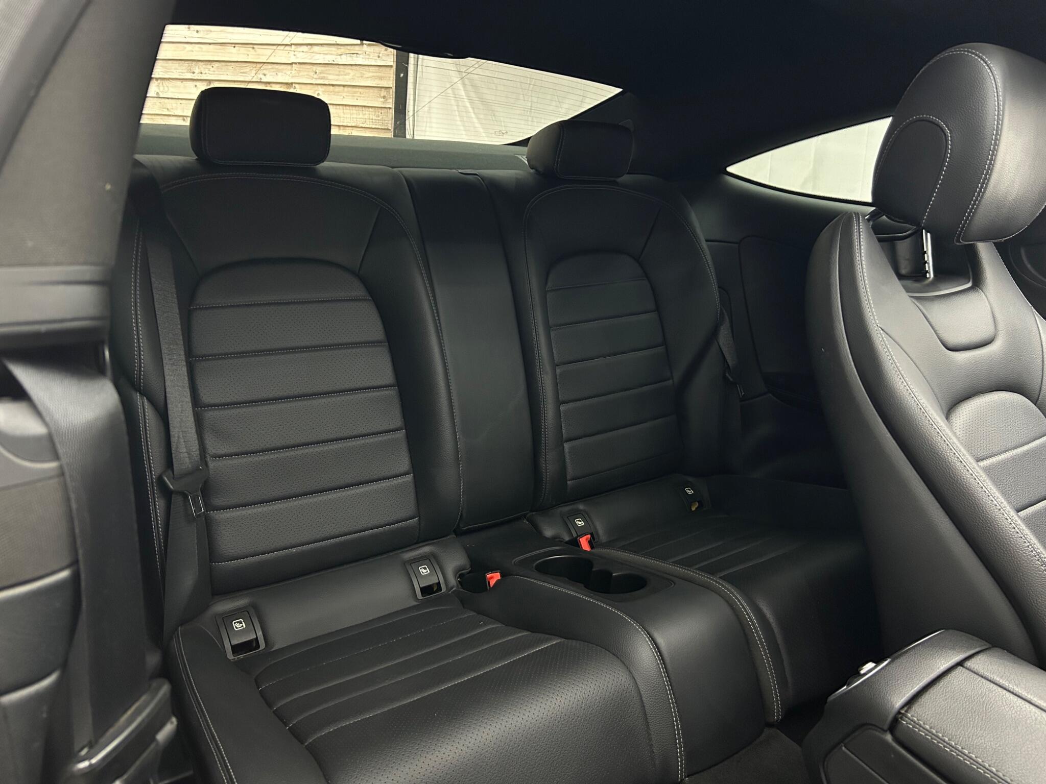 Mercedes-Benz C-Class view 24