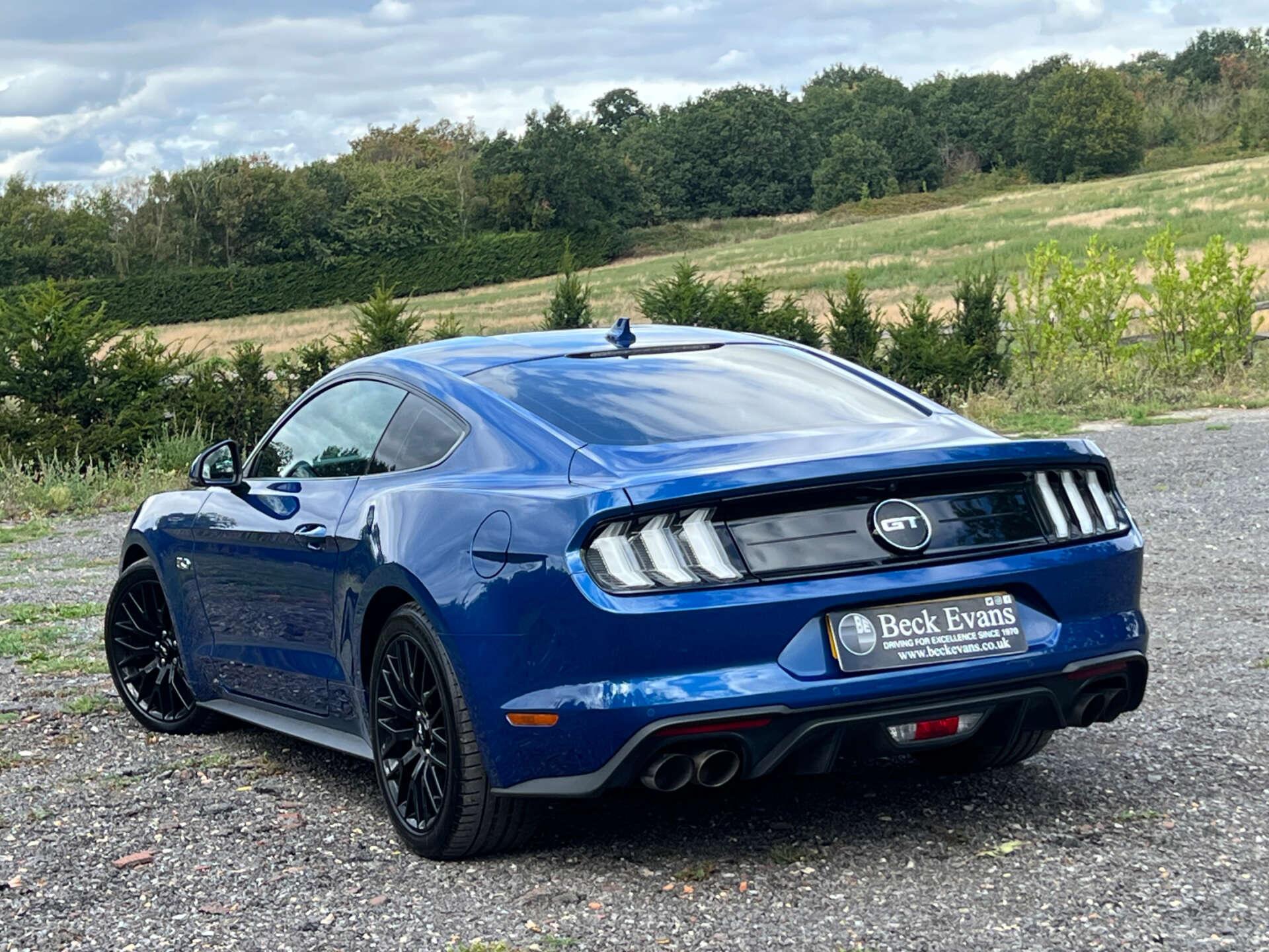 Ford Mustang view 34