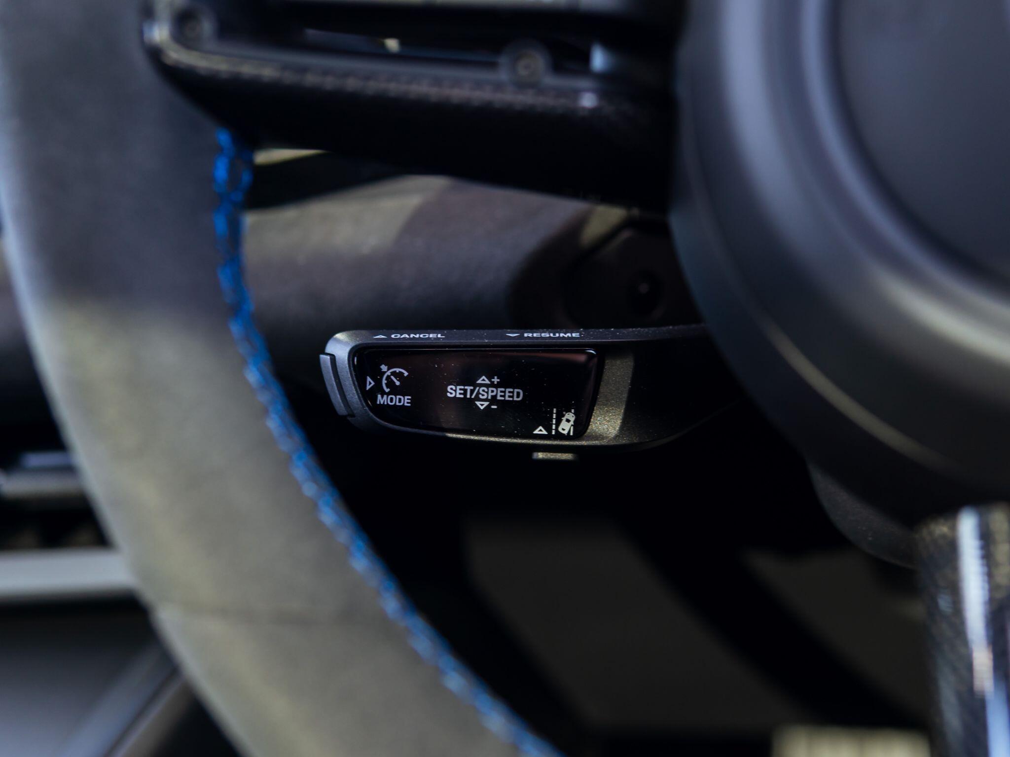 Porsche Macan view 14