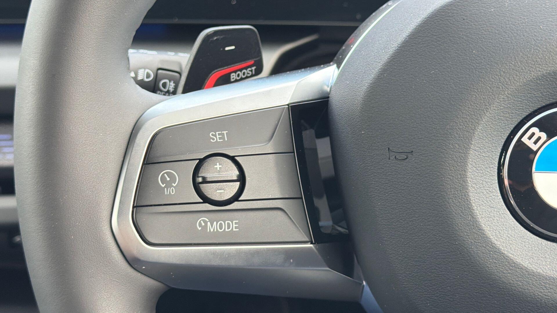 BMW 1 Series view 17