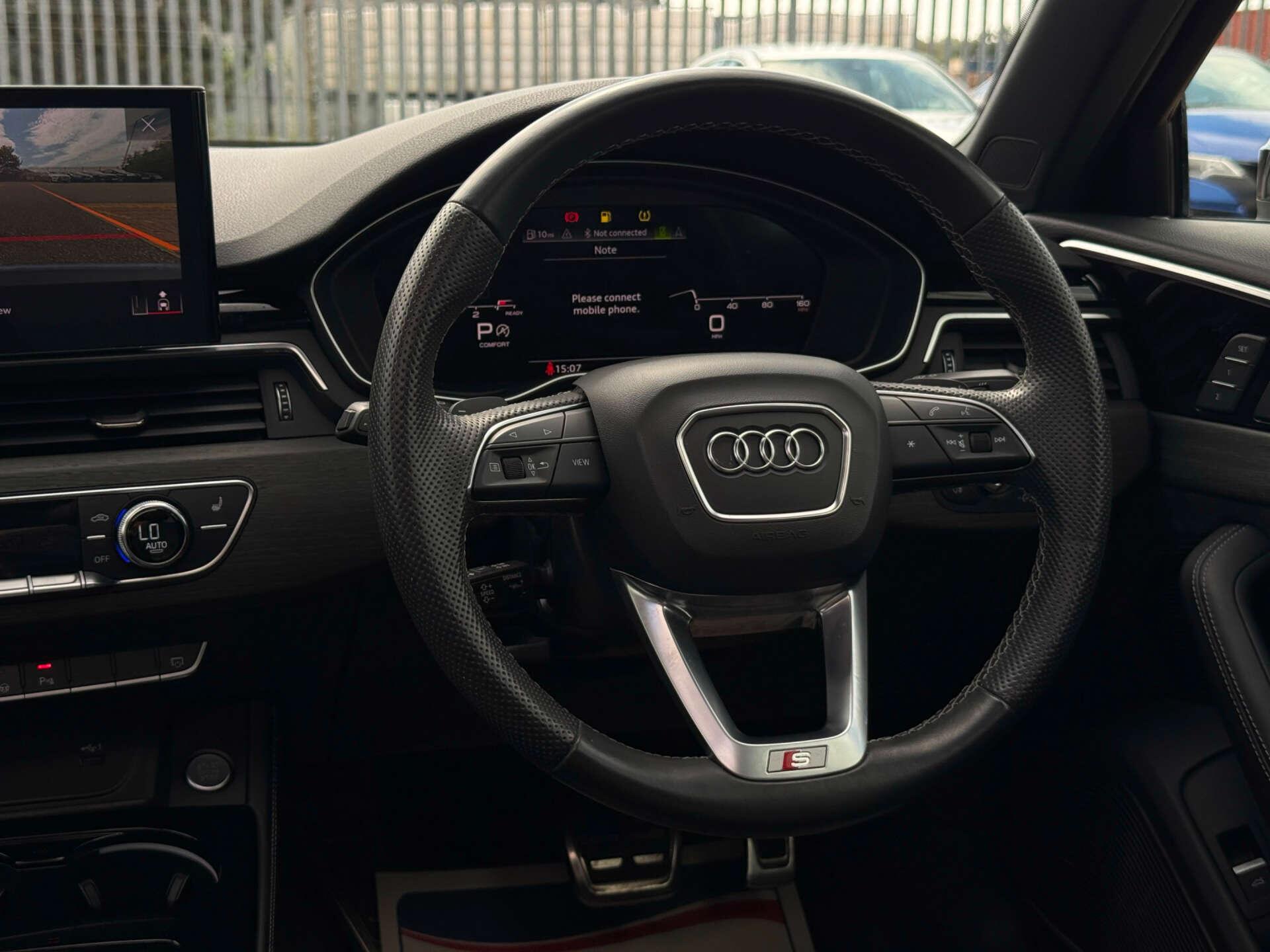Audi A4 view 44