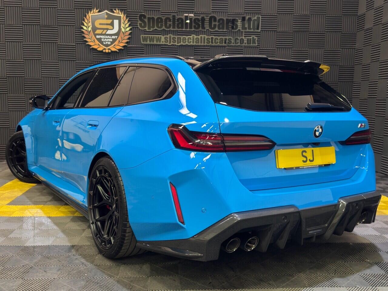 BMW M5 view 37