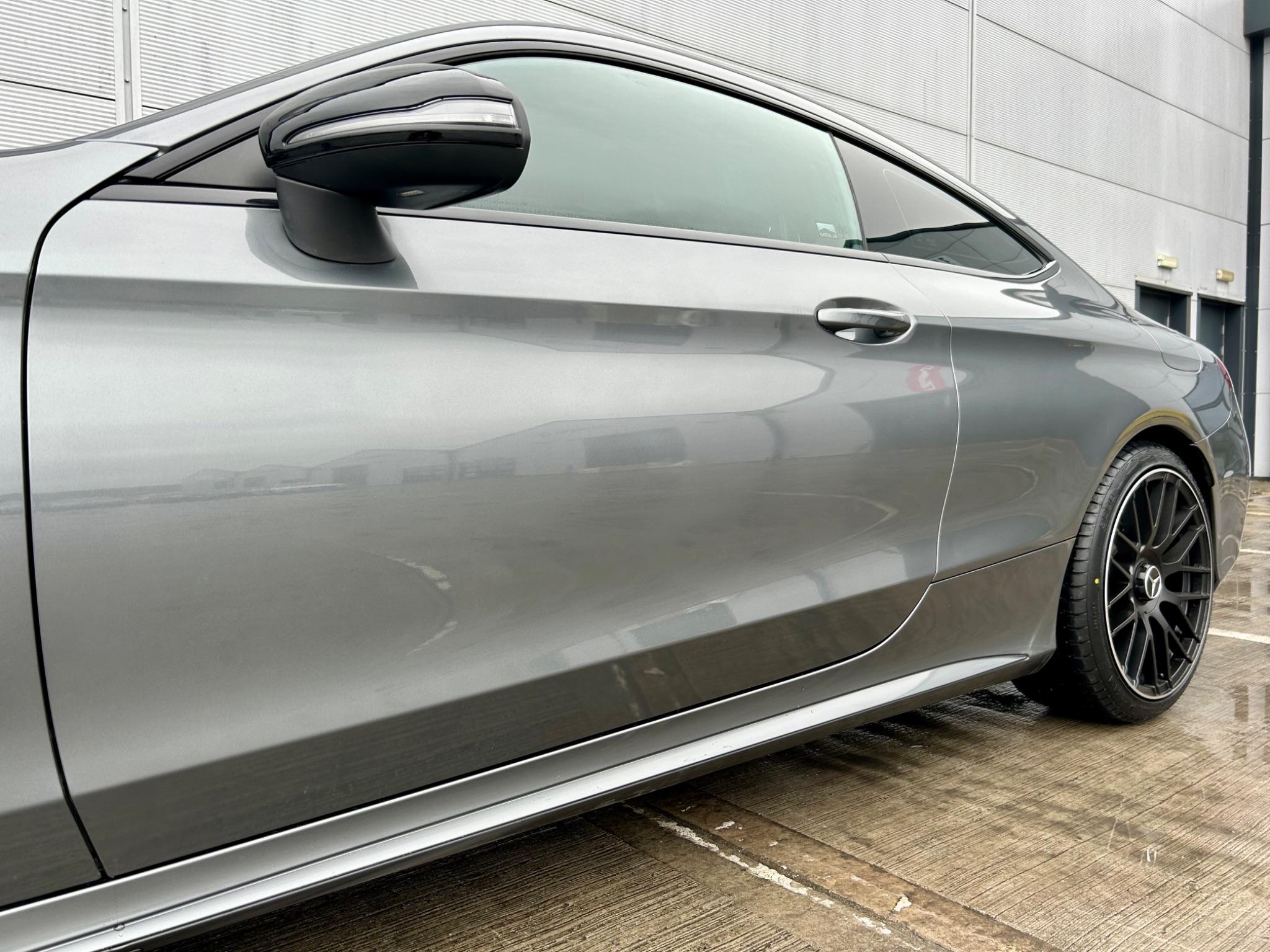 Mercedes-Benz C-Class view 13