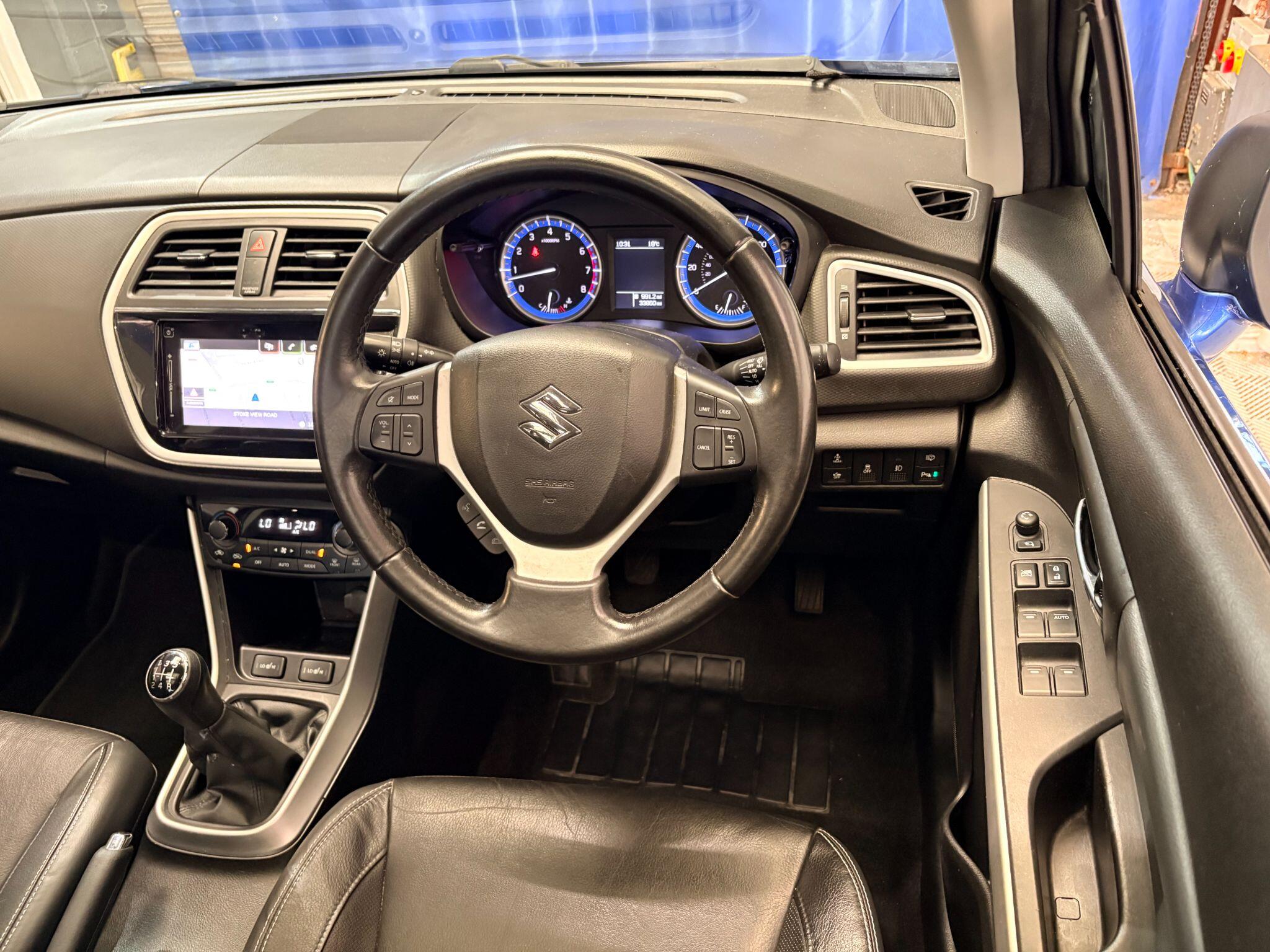Suzuki SX4 S-Cross view 11