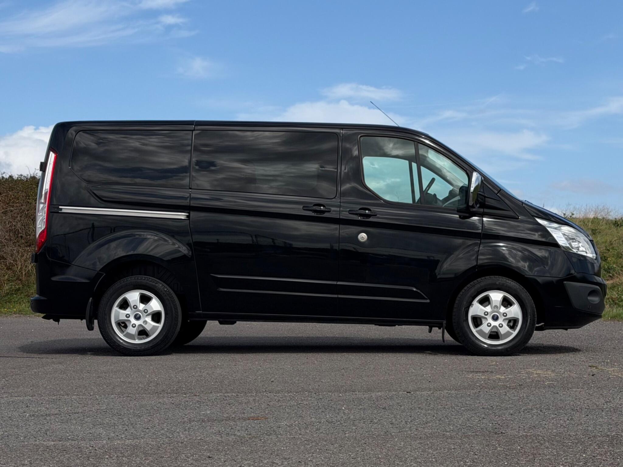 Ford Transit Custom view 51