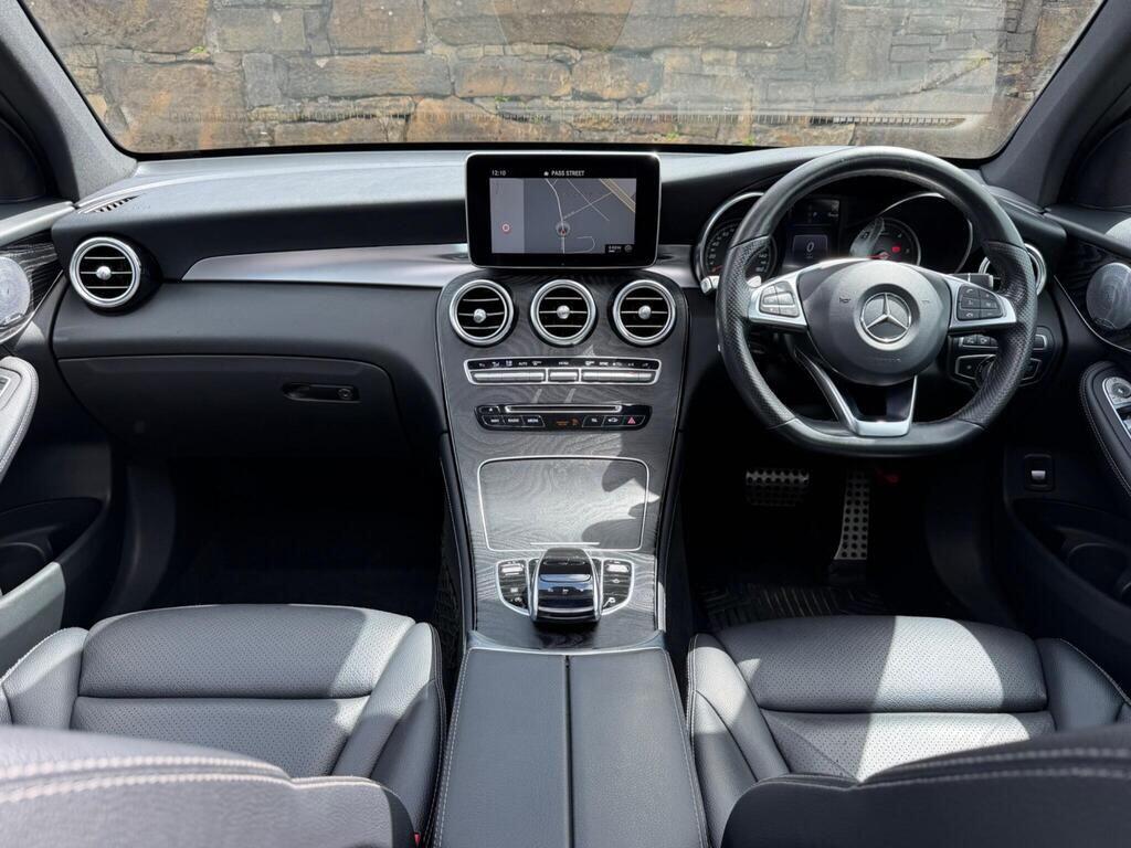 Mercedes-Benz GLC view 12