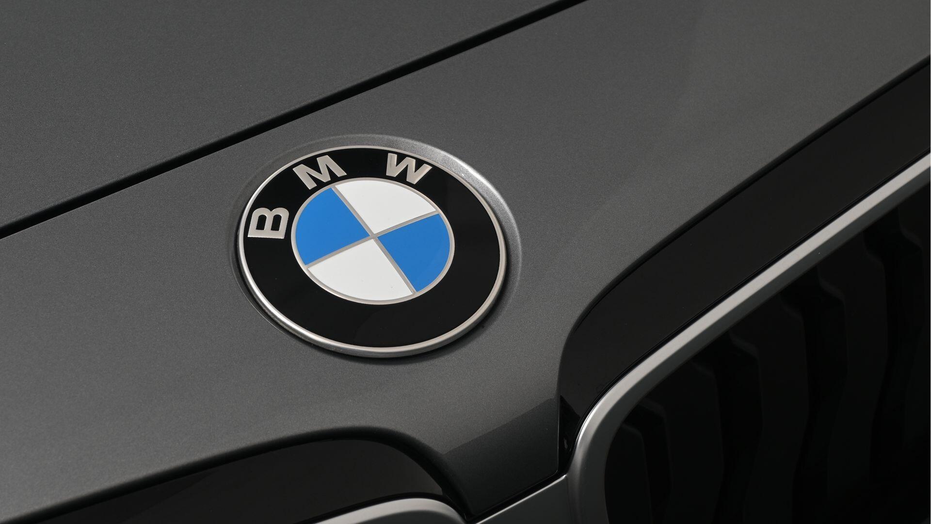 BMW 2 Series view 36