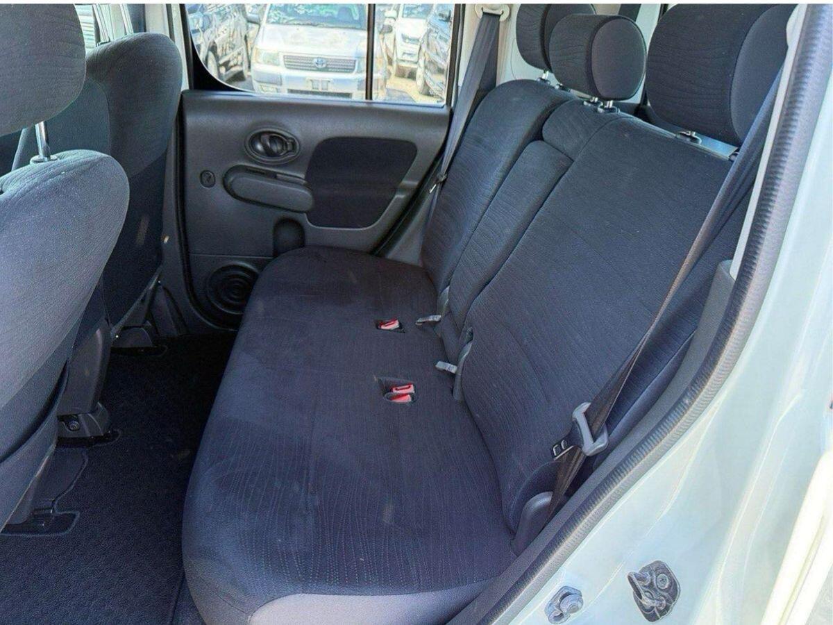 Nissan Cube view 17