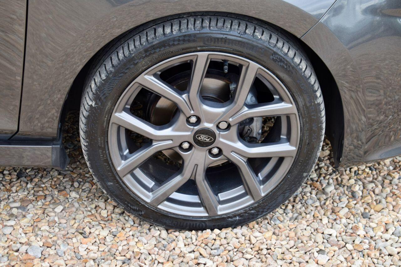 Ford Fiesta view 17