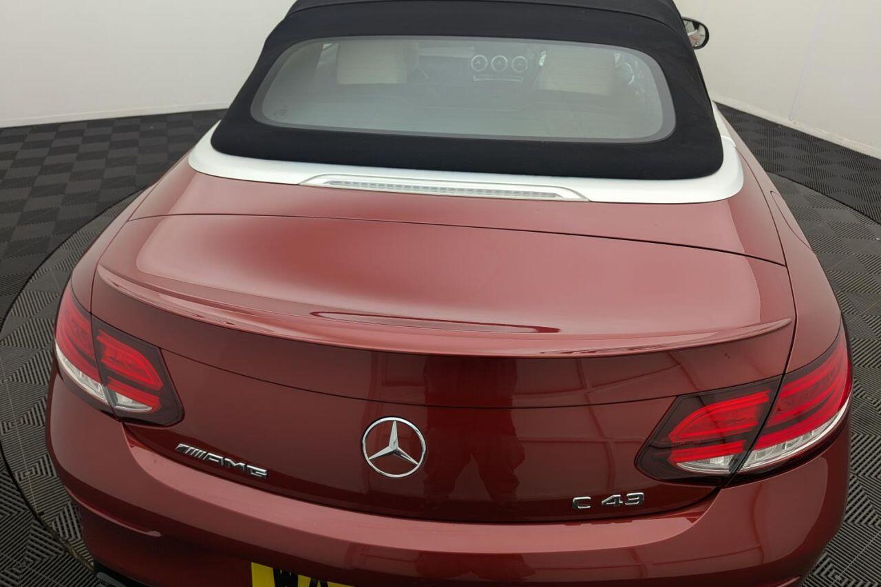 Mercedes-Benz C-Class view 43