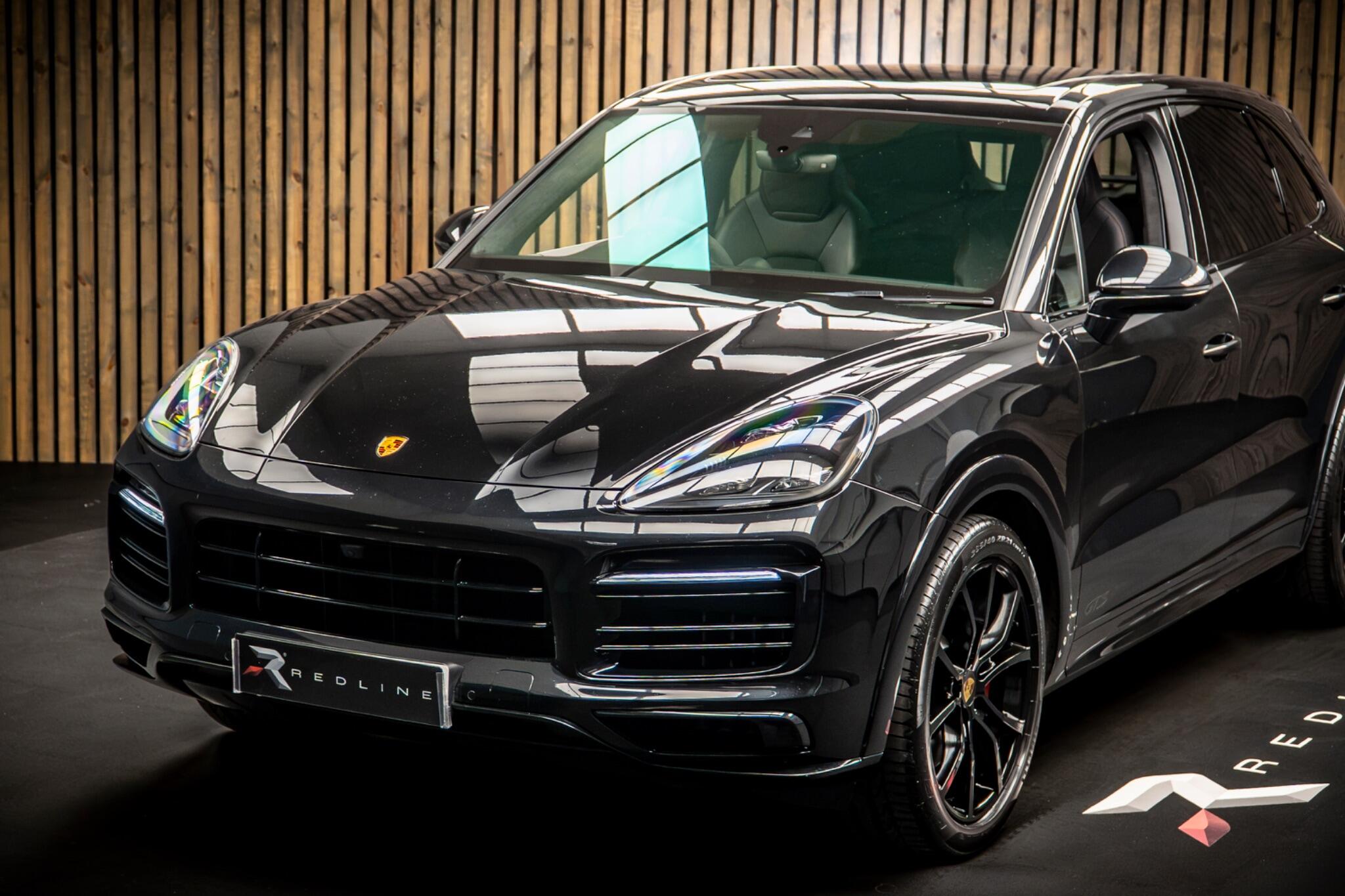 Porsche Cayenne view 15