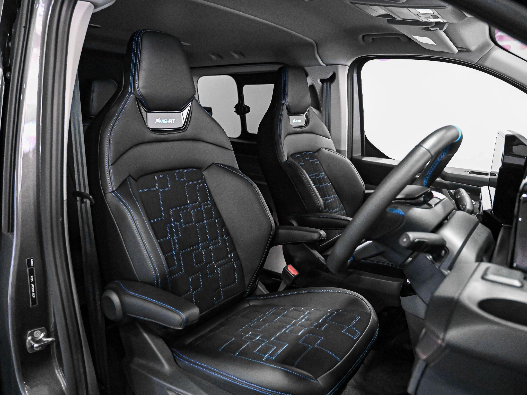 Ford Transit Custom view 3