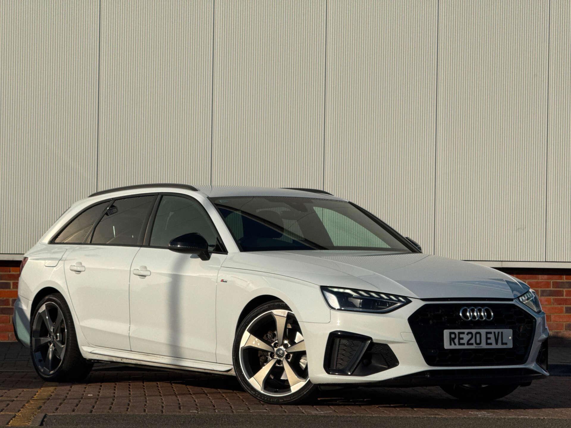 Audi A4 Avant view 5