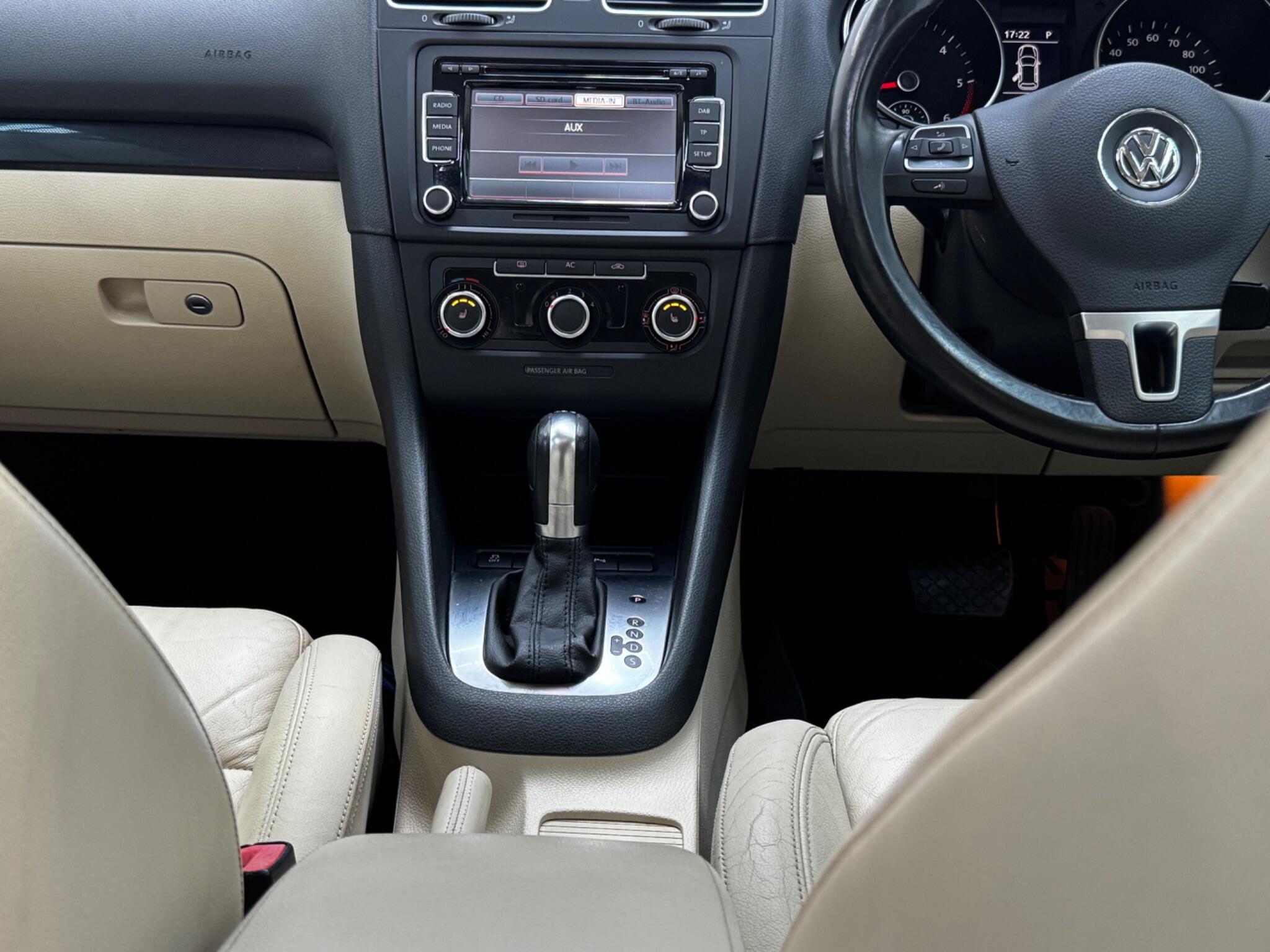 Volkswagen Golf view 28