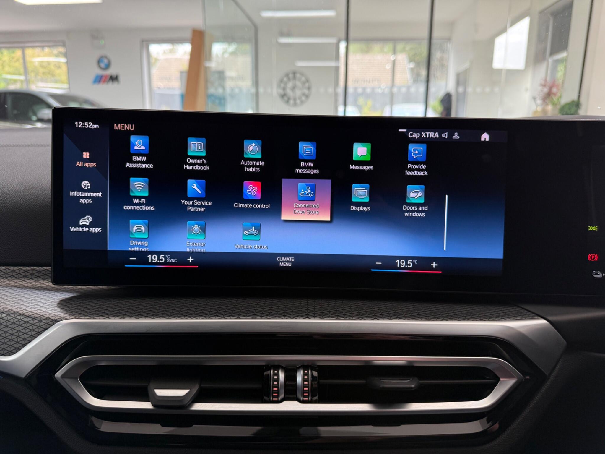 BMW I4 view 15