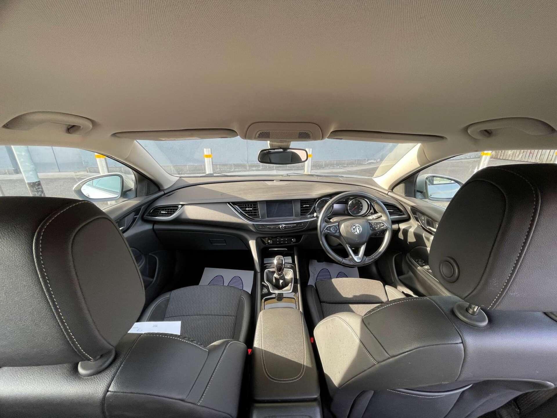 Vauxhall Insignia view 21