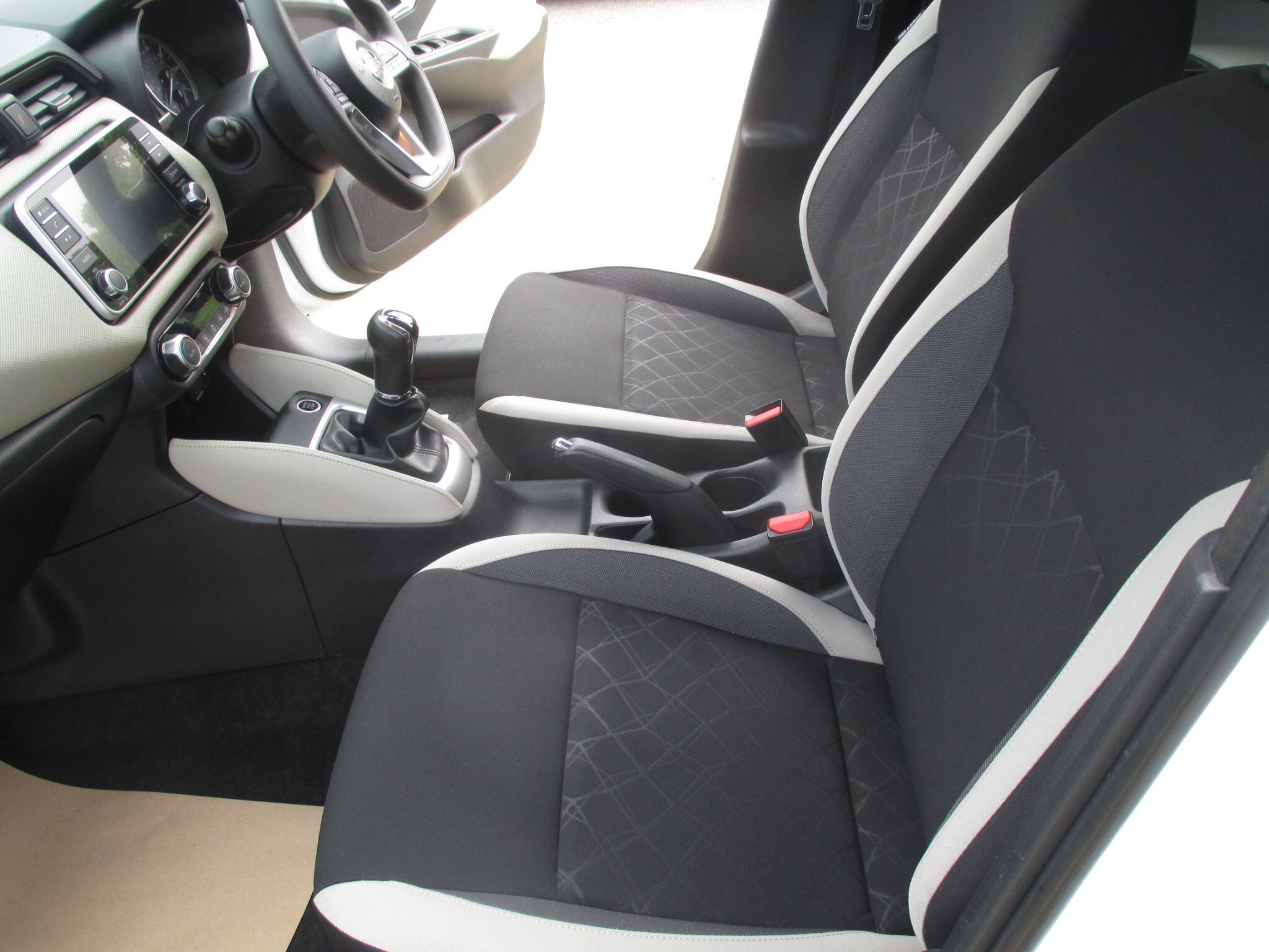 Nissan Micra view 32