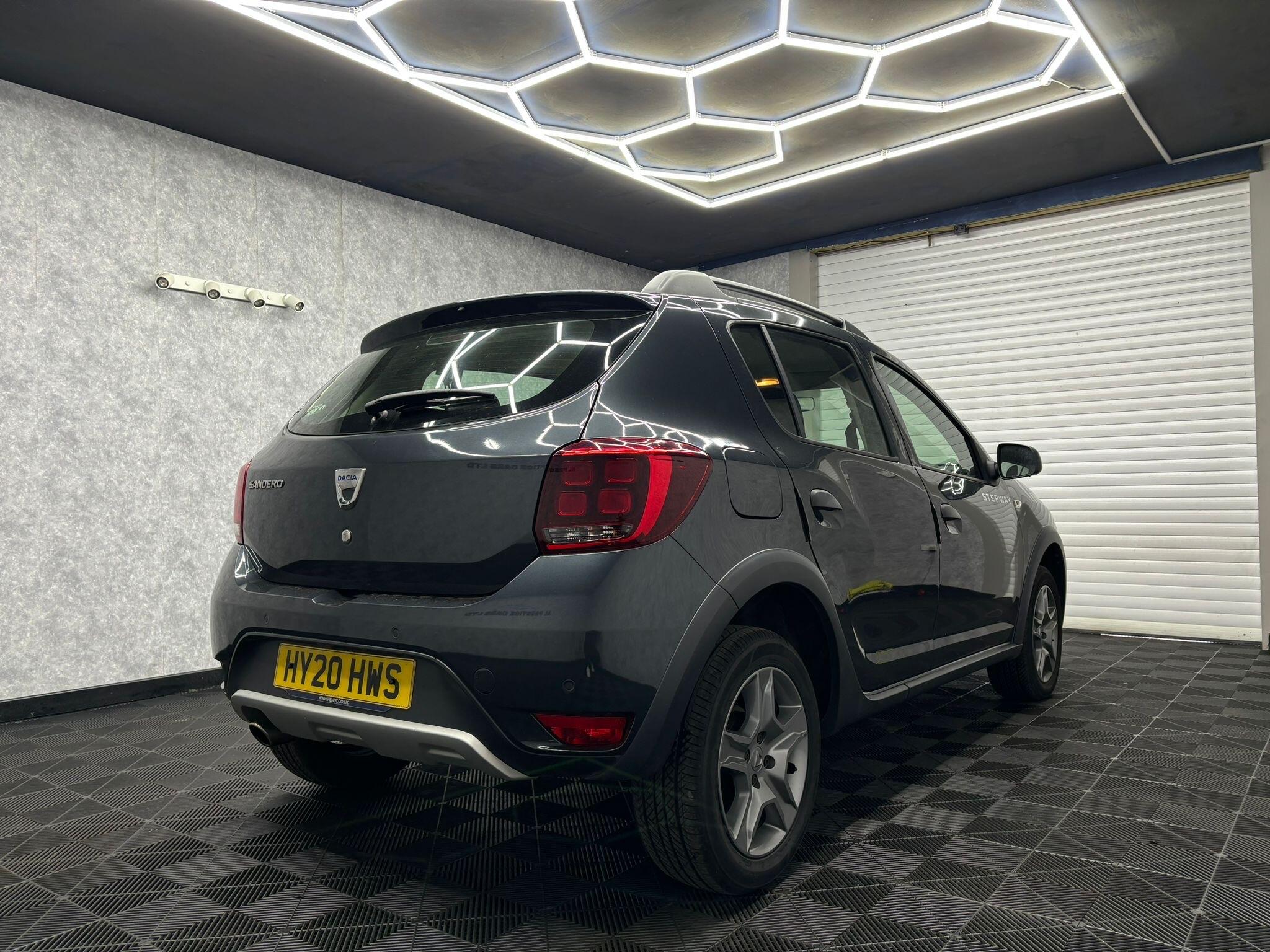 Dacia Sandero Stepway view 2