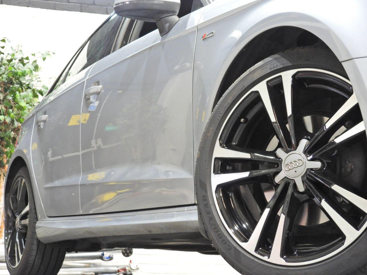 Audi A3 view 5