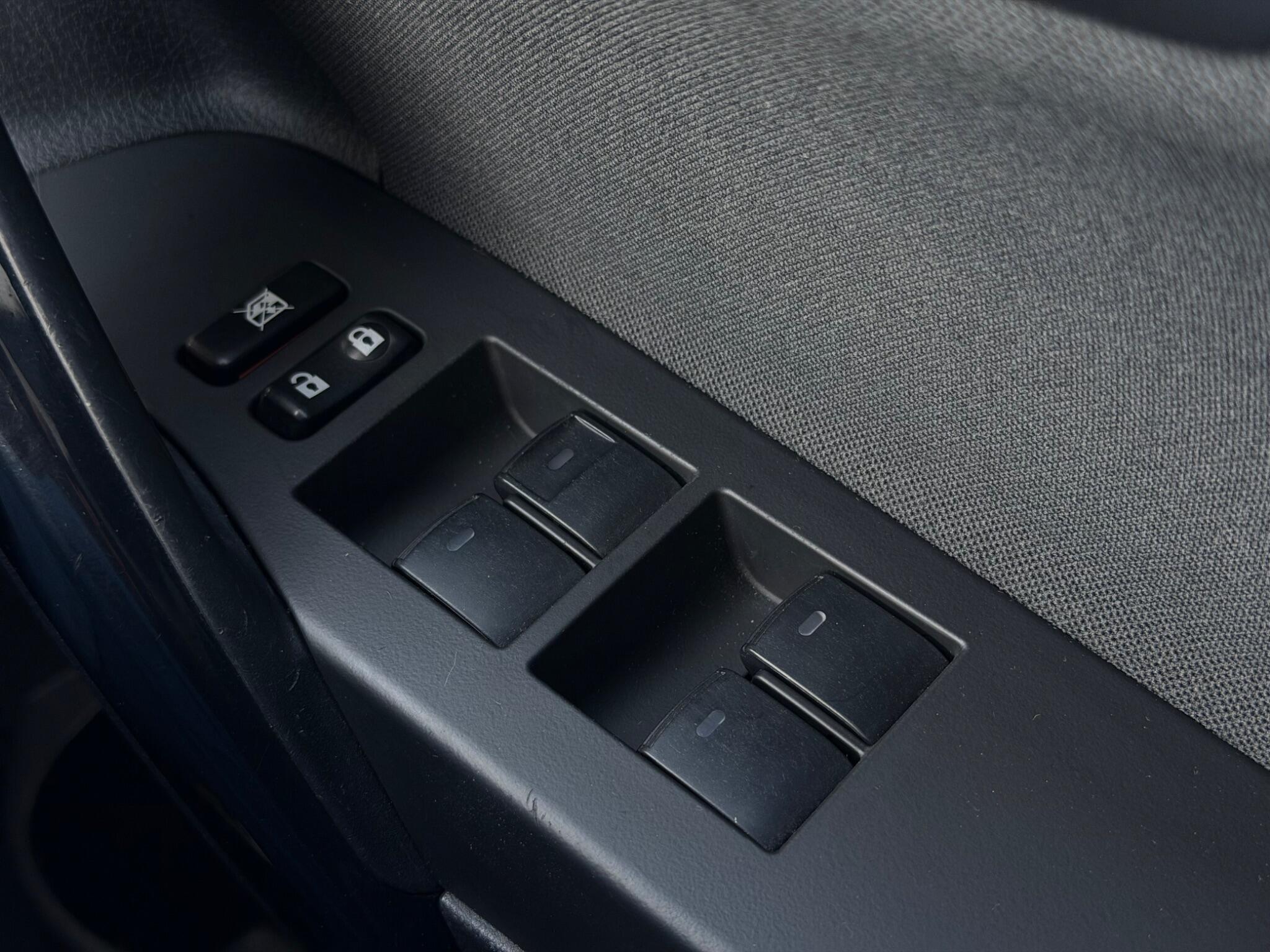 Toyota Auris view 19