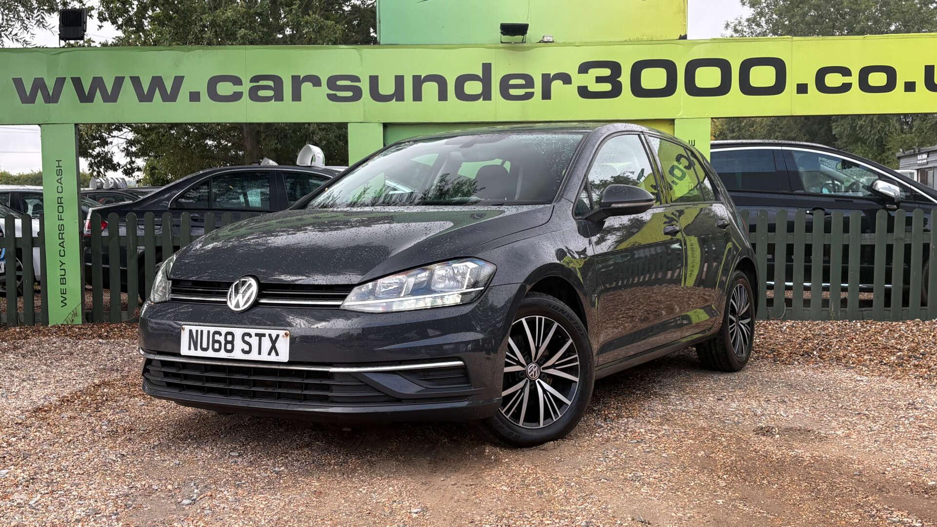 Volkswagen Golf view 2