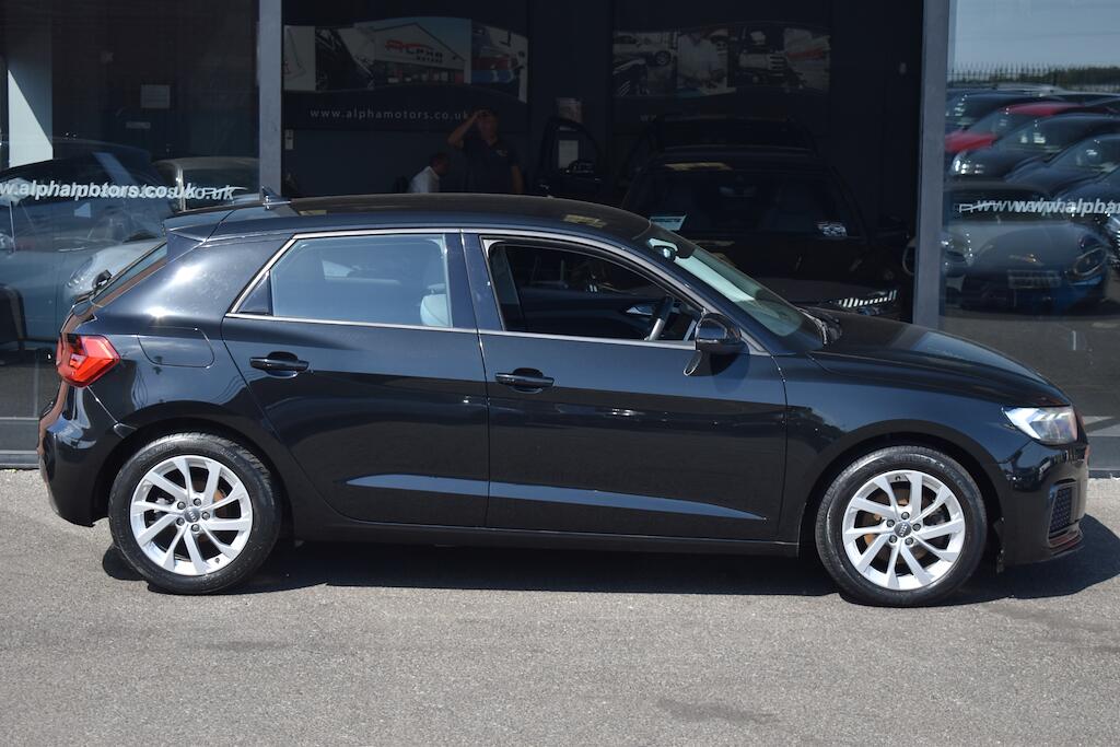 Audi A1 view 14
